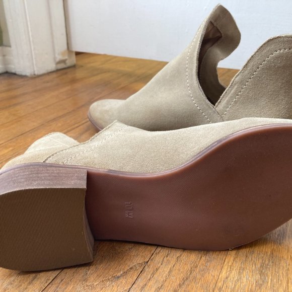 Suede Booties size 10 - Picture 2 of 3